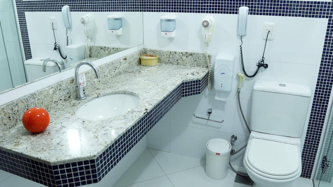 Quarto com Cama Queen-Size e Varanda