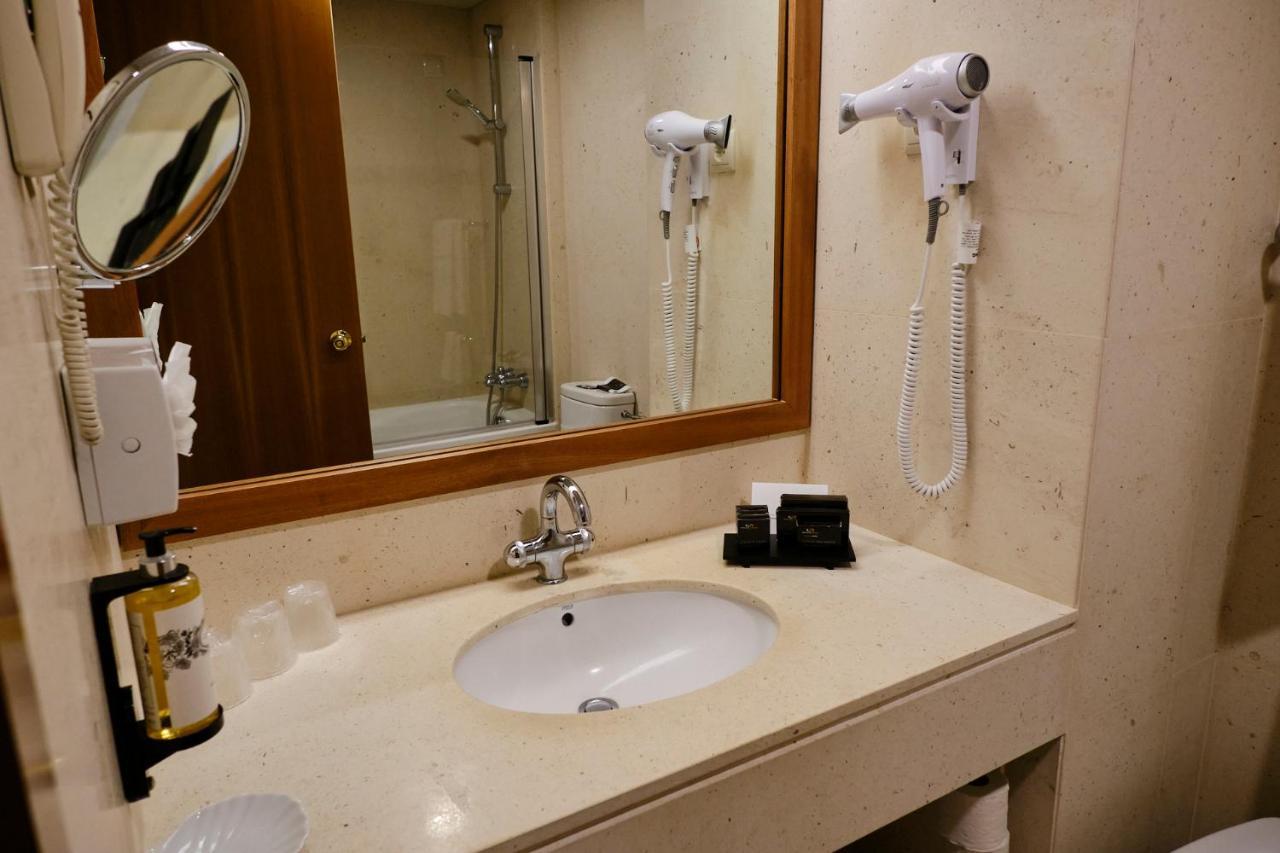 Quarto Familiar com Vista Oceano