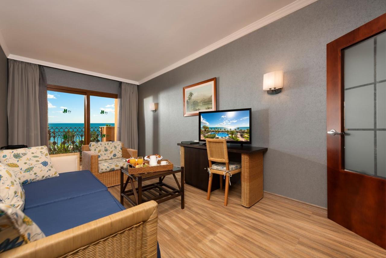 Suite Junior con terraza y vistas al mar