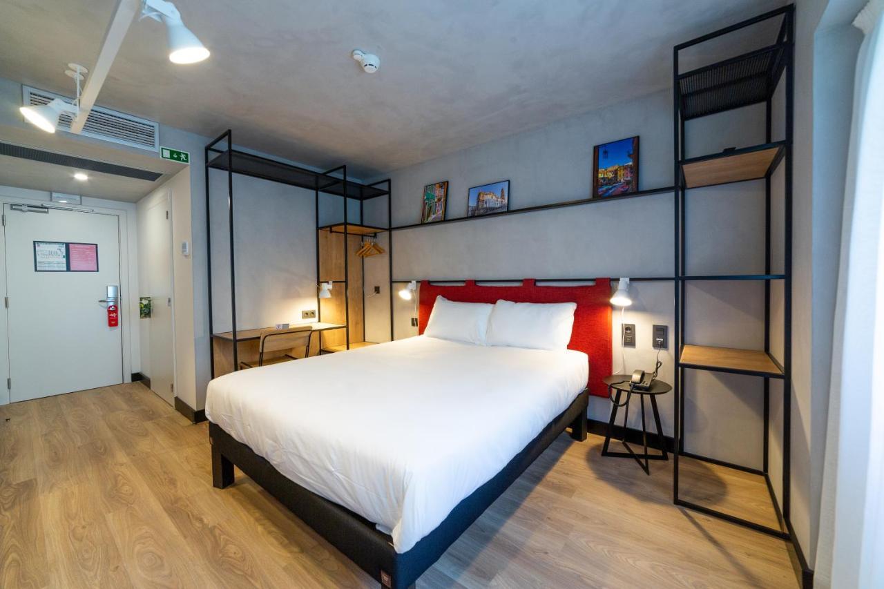Quarto Queen Superior com Varanda