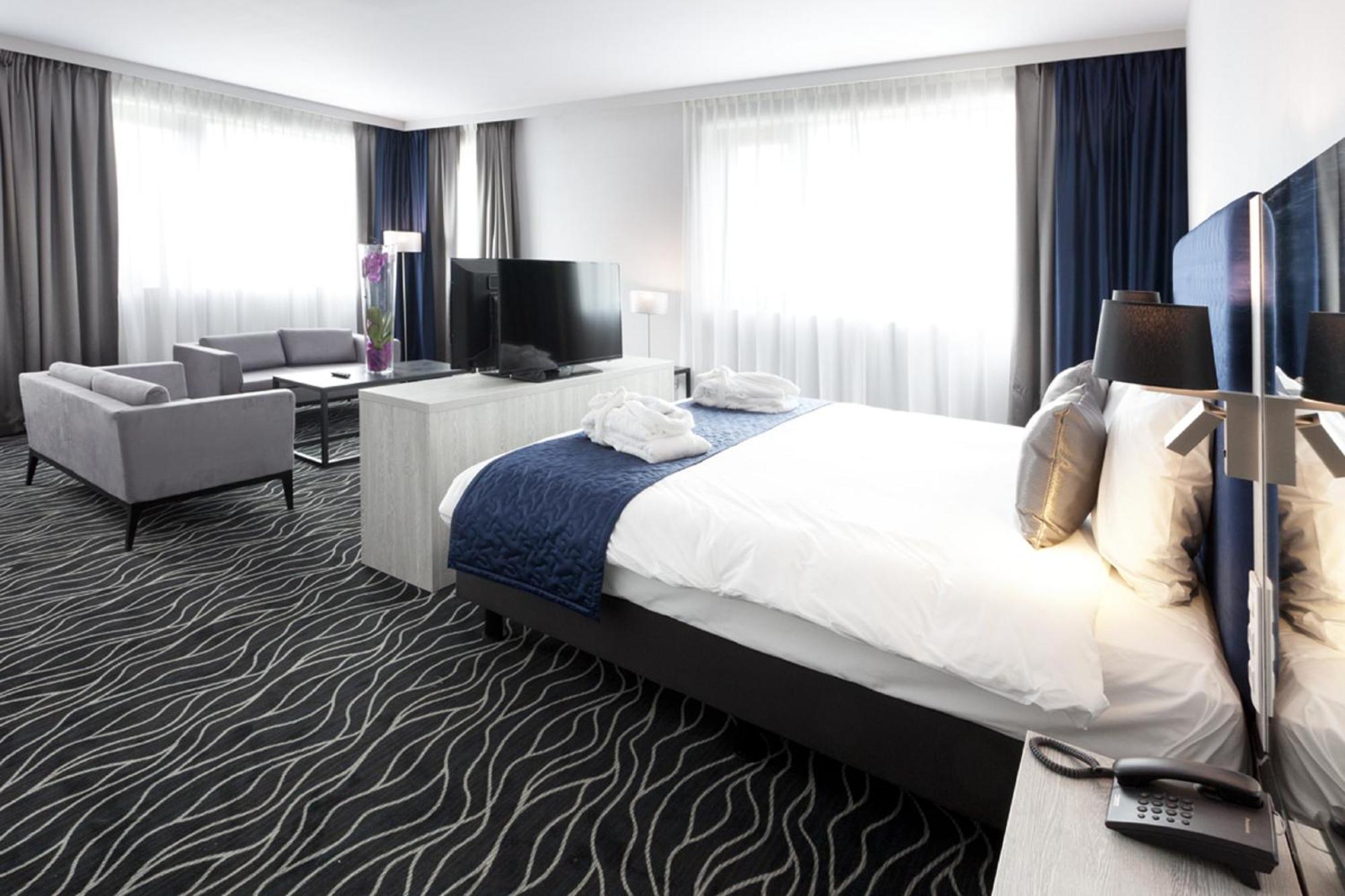 Suite Lit Queen-Size avec Baignoire Spa