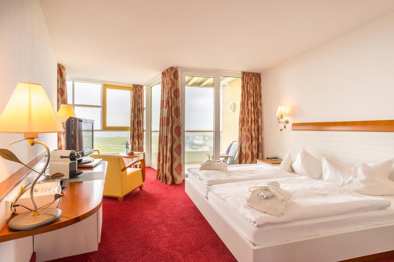 Deluxe Doppelzimmer mit Balkon und Meerblick