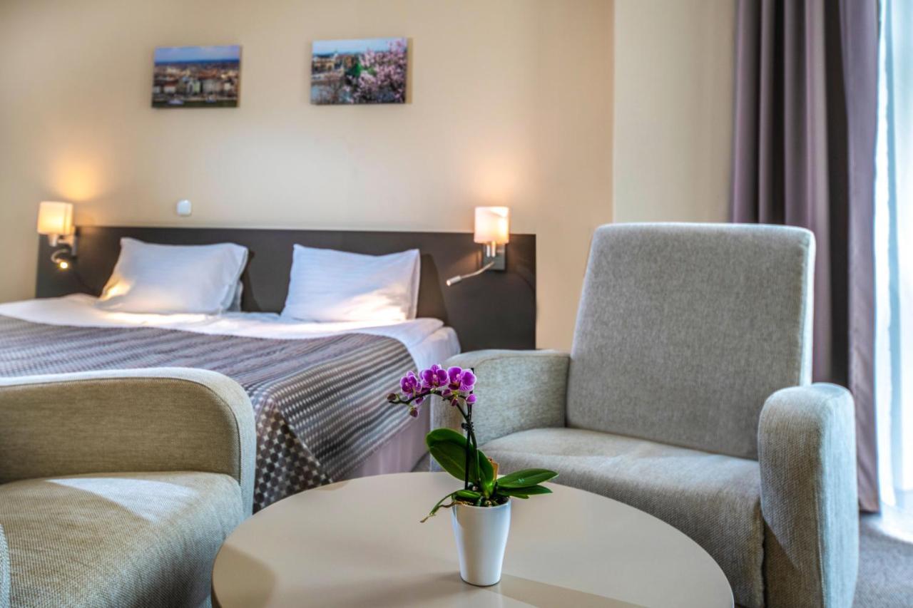 Superior Double Room,1274922445:JPEG