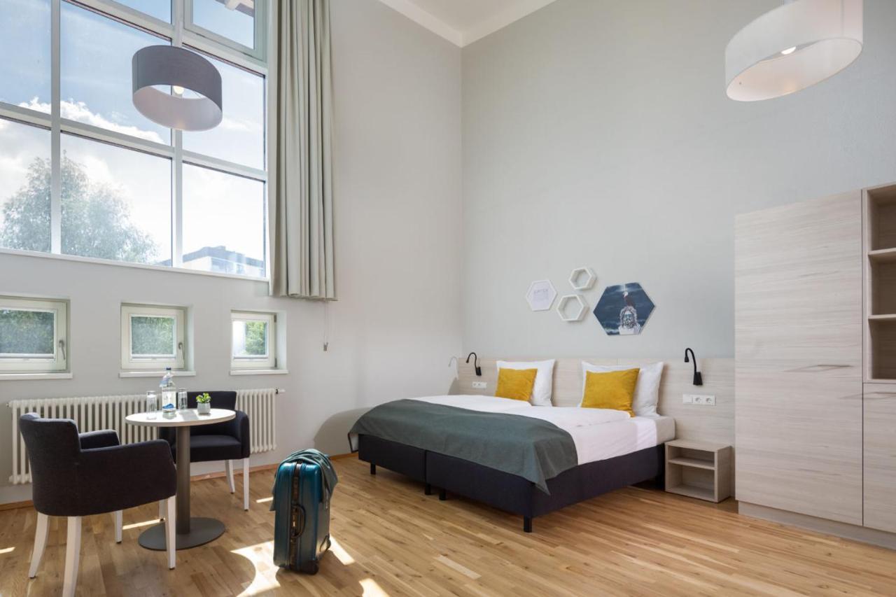 Double Room,1008307438:JPEG