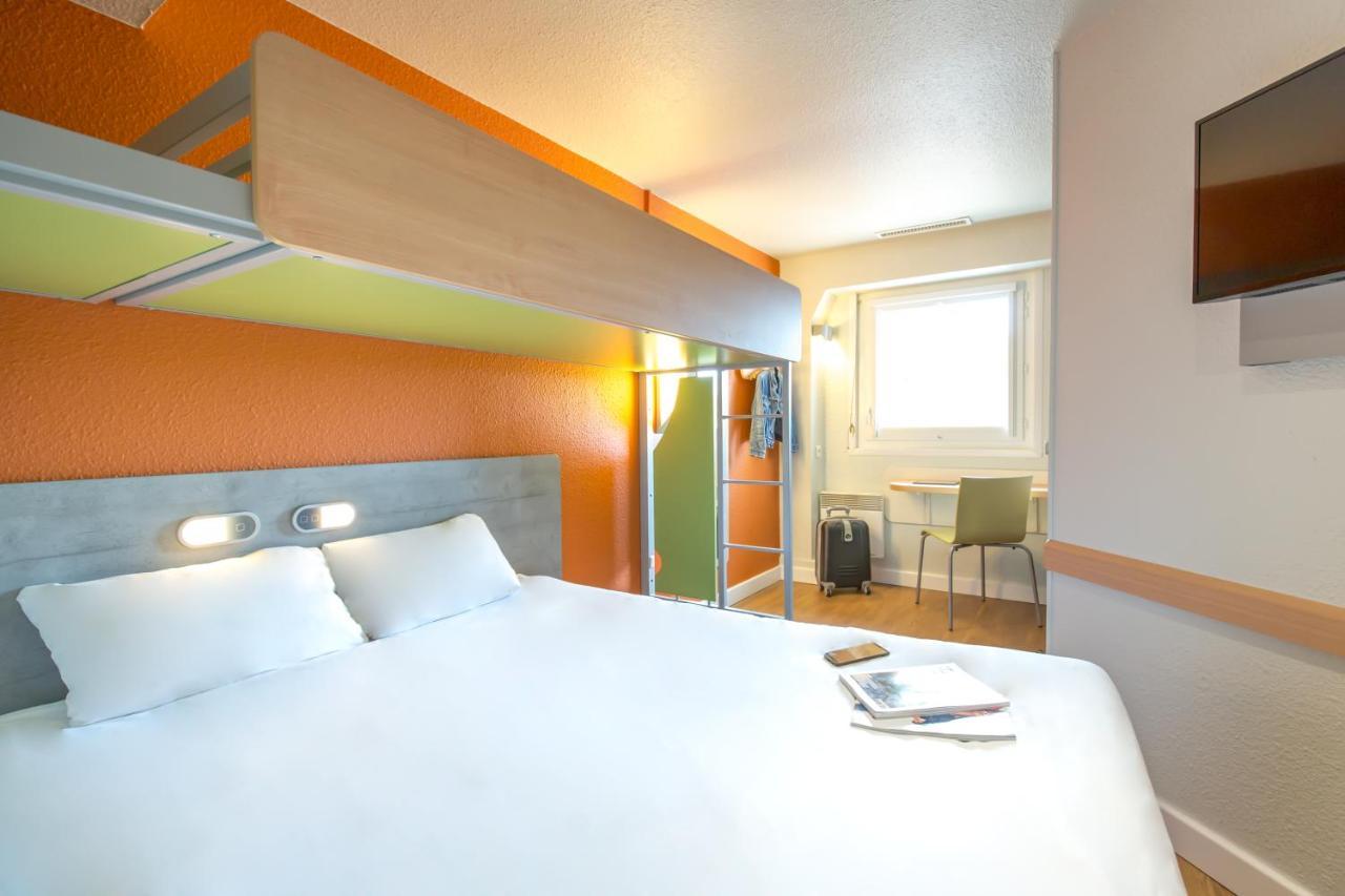 Chambre Triple avec 1 Lit Double et 1 Lit Superposé