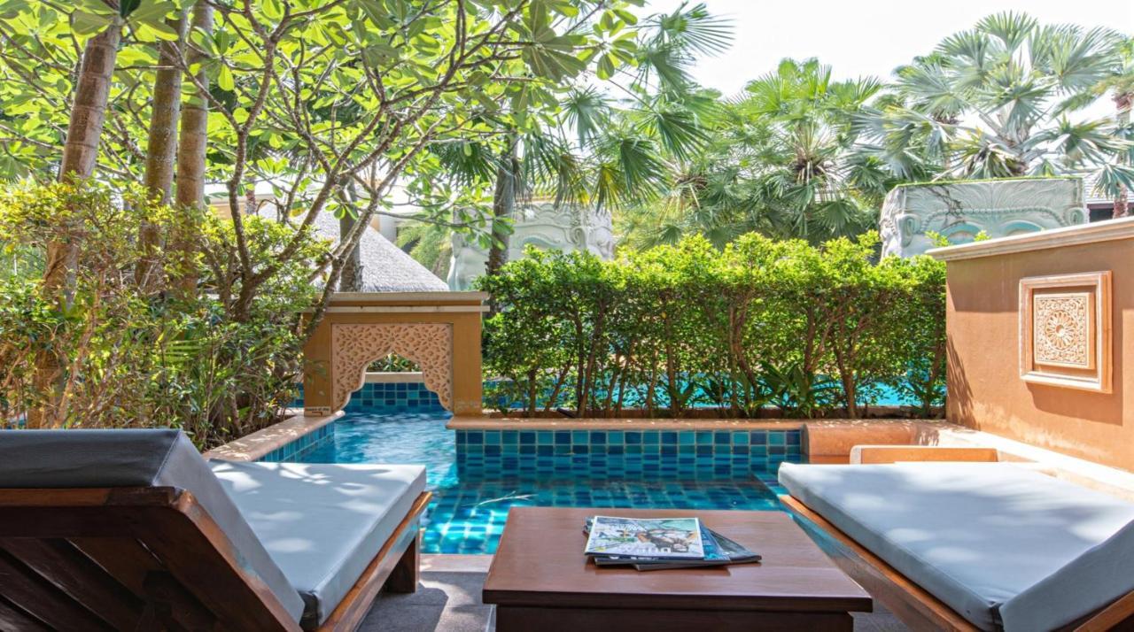 Deluxe Double Room Pool Access
