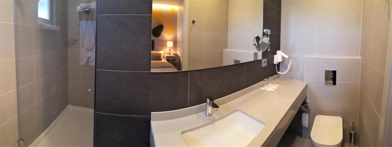 Quarto Individual Deluxe com Varanda
