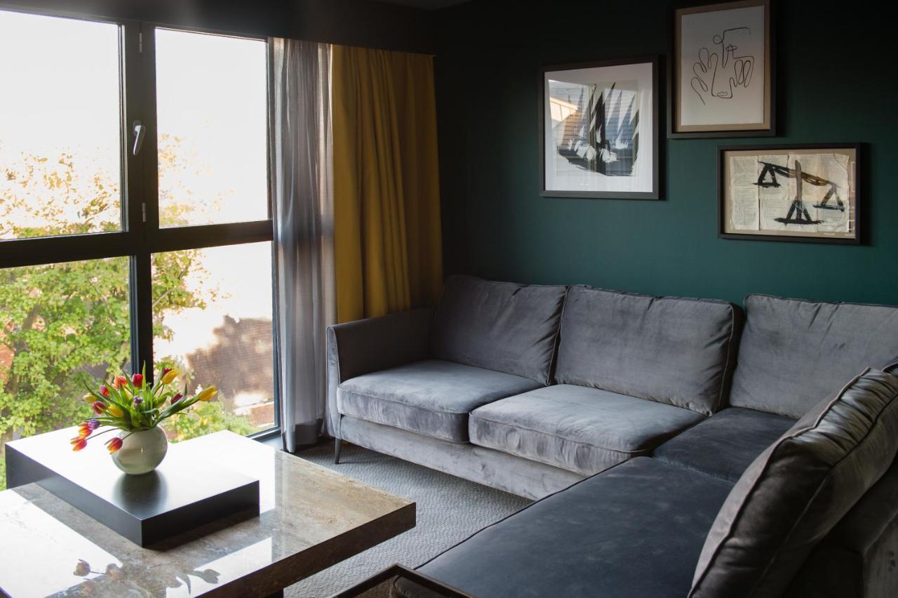 Suite Signature