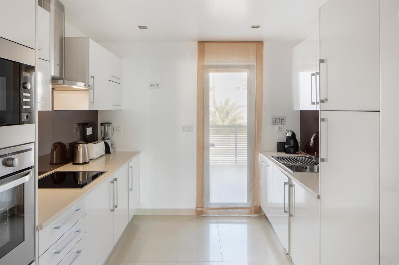 Apartamento de 3 dormitorios con terraza en la azotea