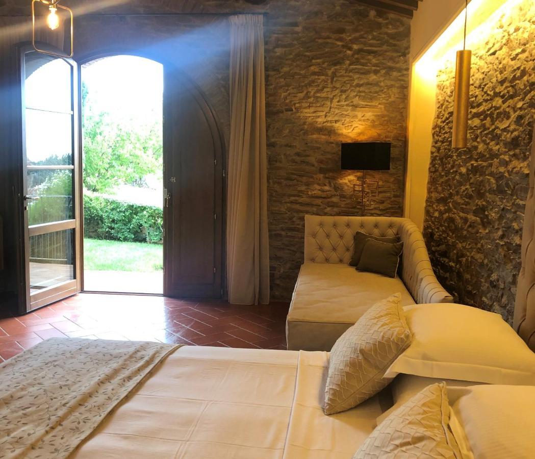 Deluxe Room,1015356133:JPEG
