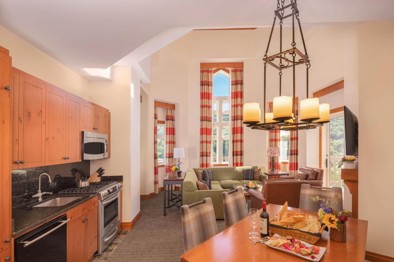 One-Bedroom Suite,1030799617:JPEG