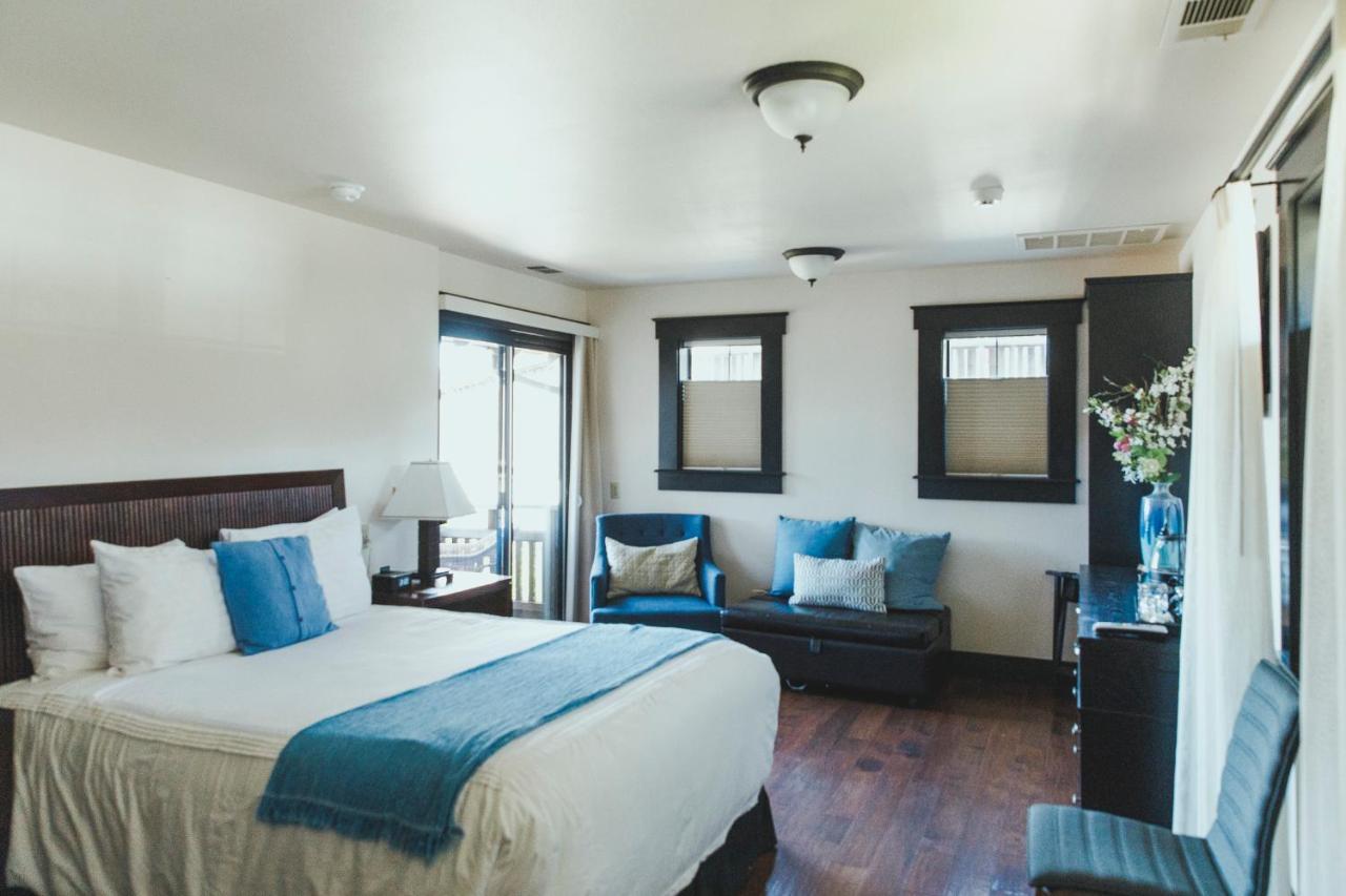 Queen Room with Balcony