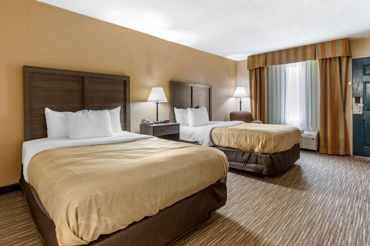 Double Room with Two Double Beds - Non-Smoking