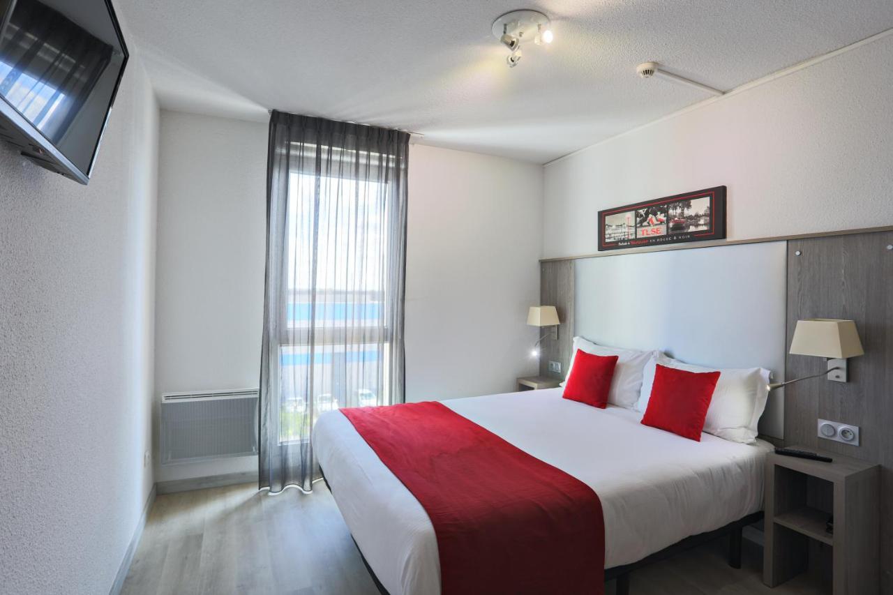 Premium Studio,699852445:JPEG