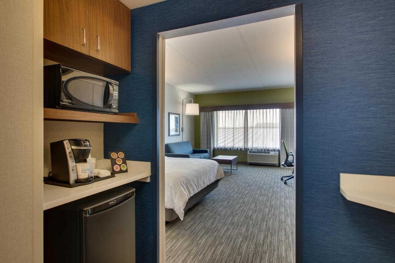 King Suite with Sofa Bed