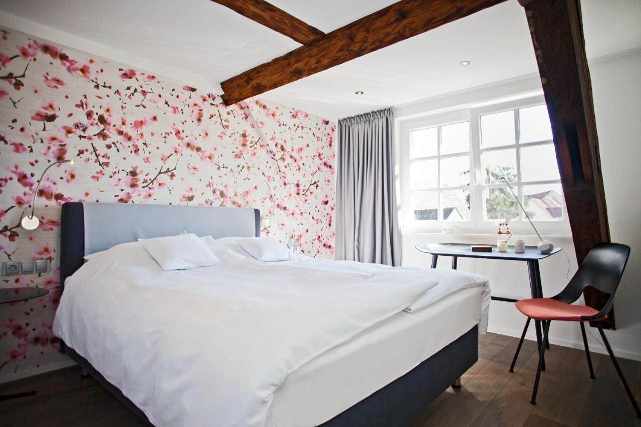 Large Double Room,21666078:JPEG
