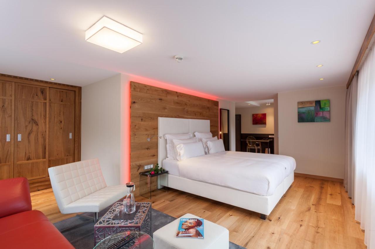 Junior Superior Suite