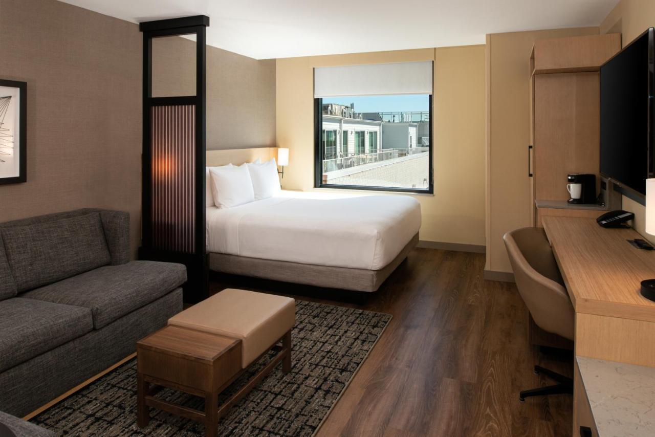 King Room with Sofa Bed,1026559675:JPEG