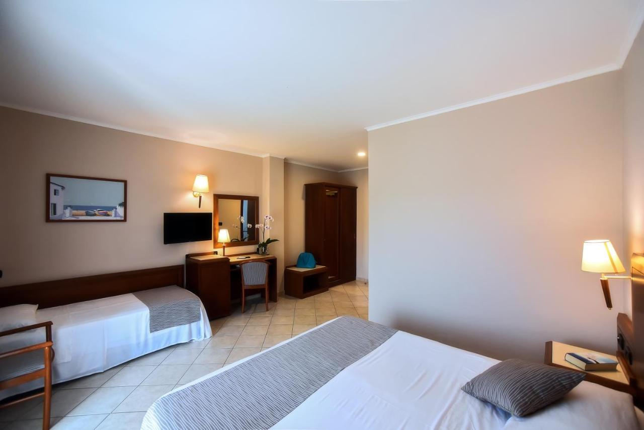 Comfort Double or Twin Room,1029296086:JPEG