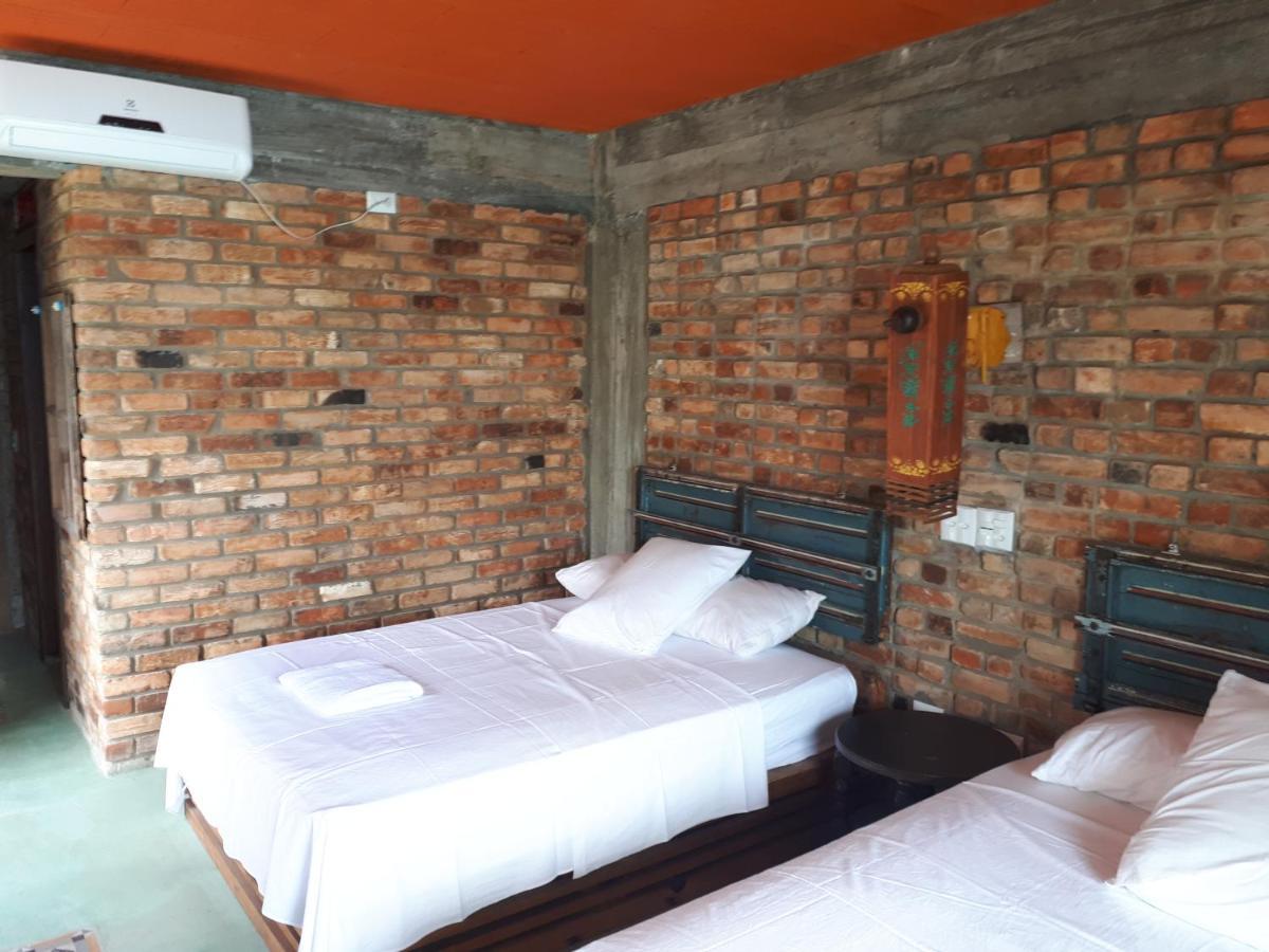 Quarto Deluxe com Cama de Casal ou 2 de Solteiro