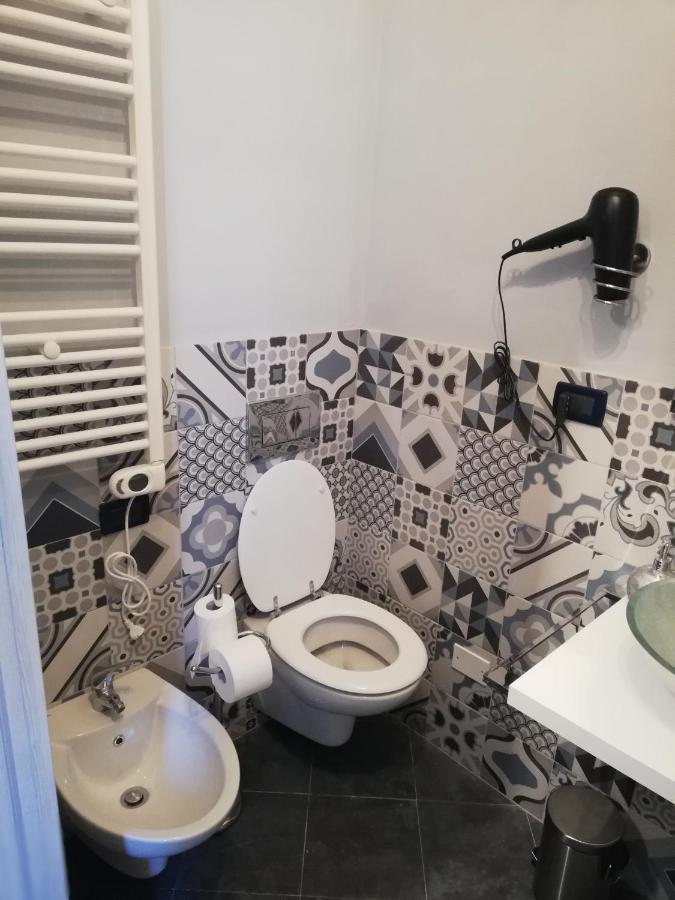 Double or Twin Room Private Bathroom,1033726625:JPEG