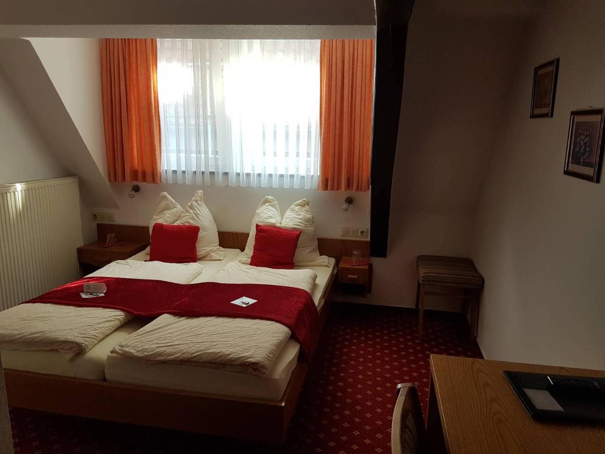 Kleines Doppelzimmer - Dachgeschoss