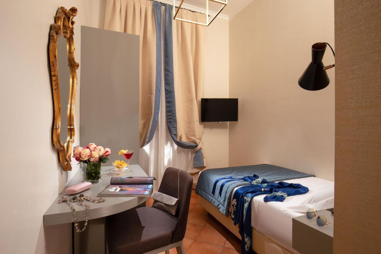 Chambre Simple - Via dei Greci 23
