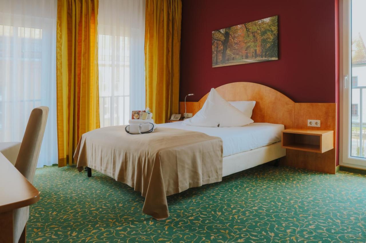 Superior Single Room,1039341949:JPEG
