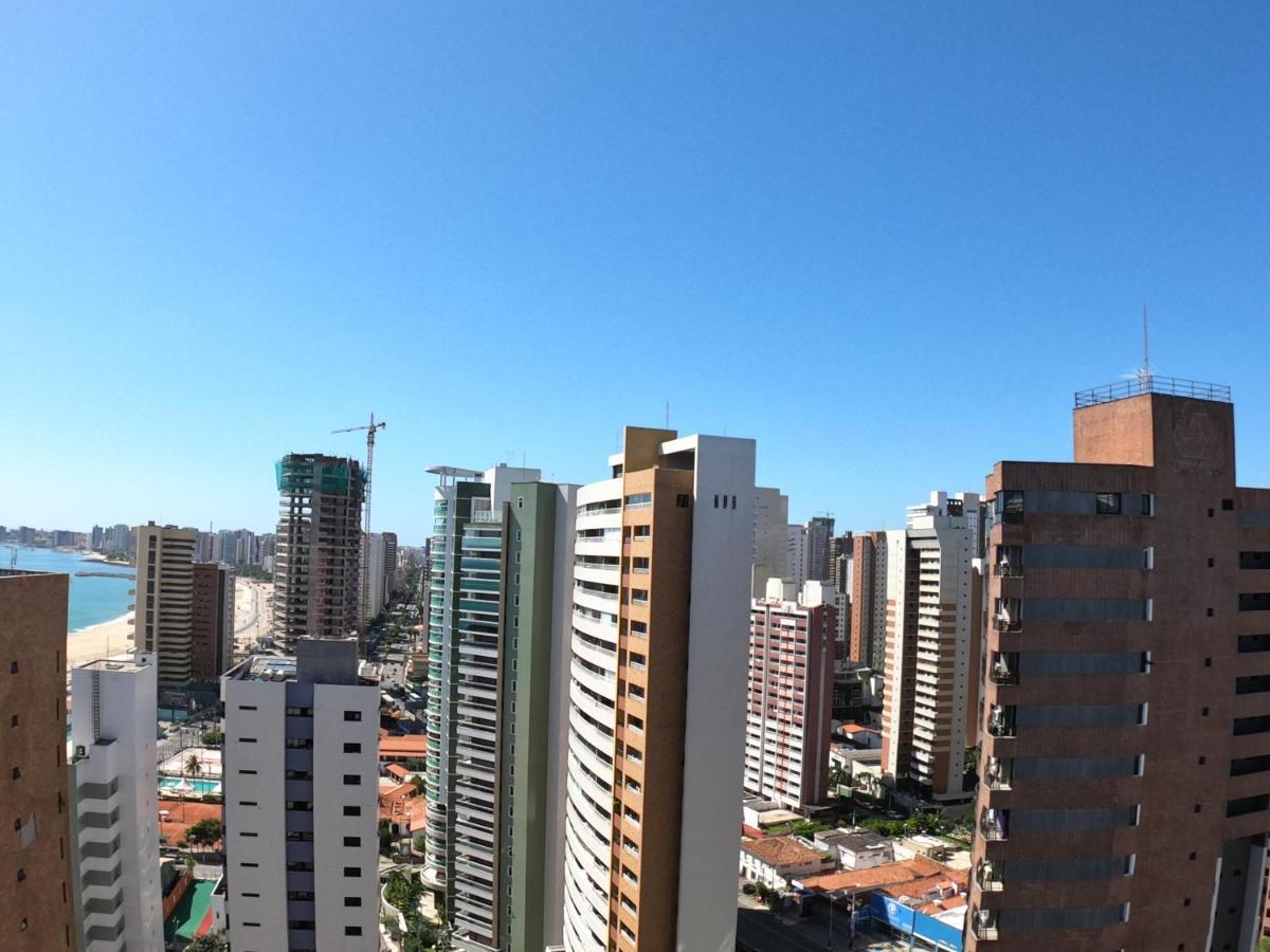 Apartamento com 3 Quartos