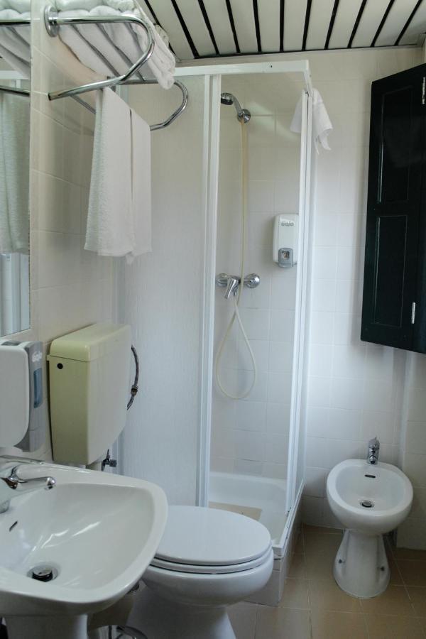 Quarto Twin Standard