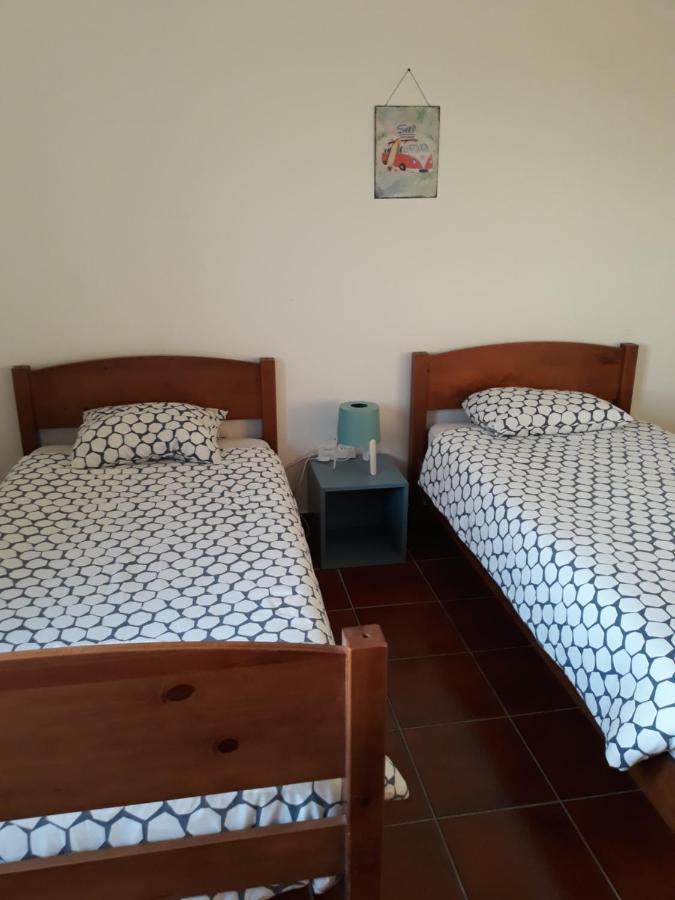 Twin Room with Shared Bathroom,1033316705:JPEG