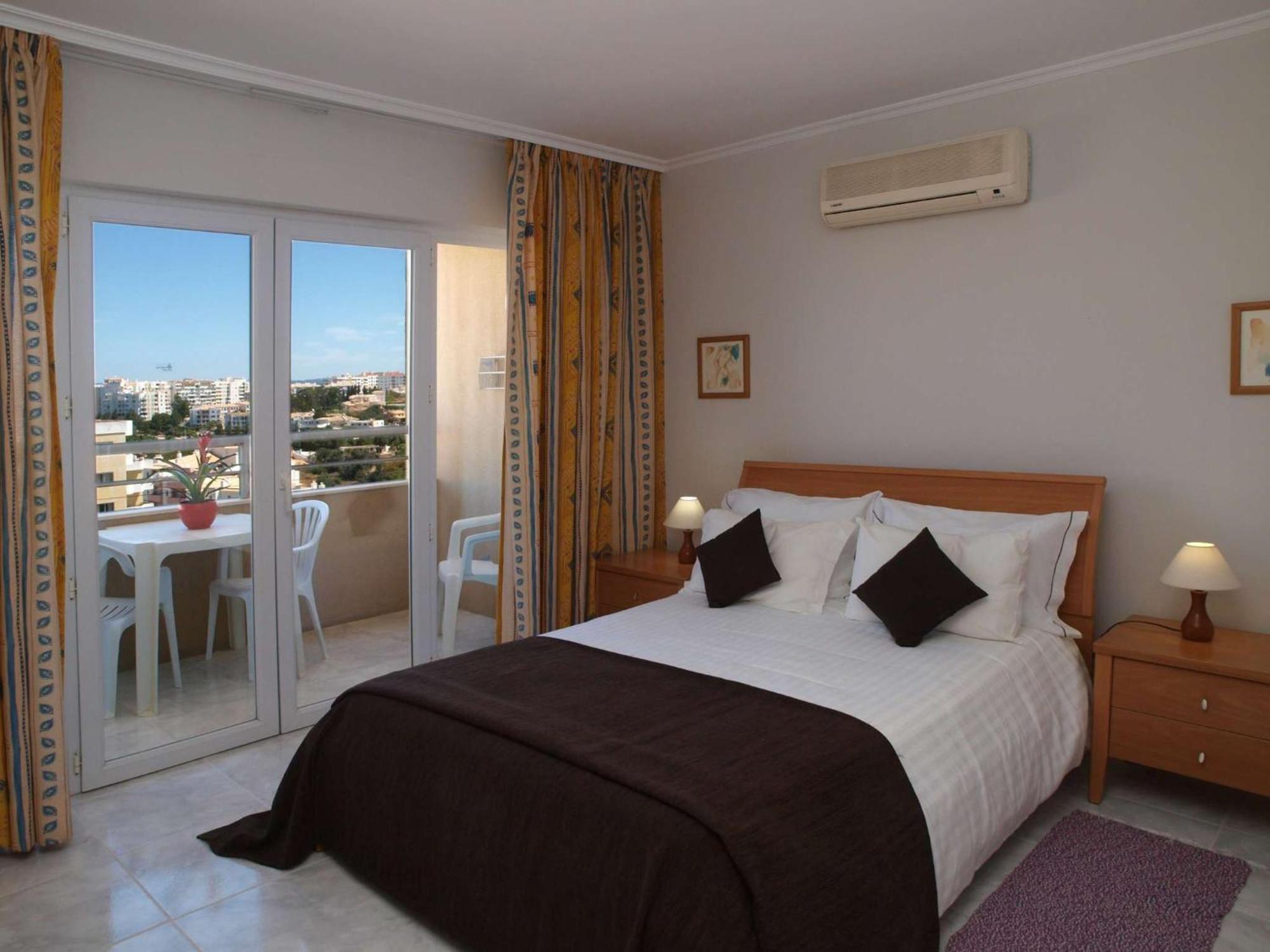Apartamento com 1 Quarto (3 Adultos + 1 Criança até aos 12 anos)