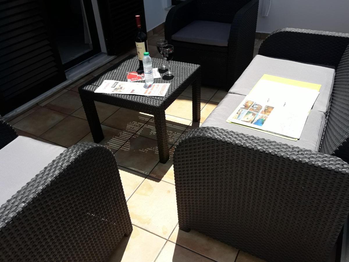 Quarto Triplo com Casa de Banho Privativa