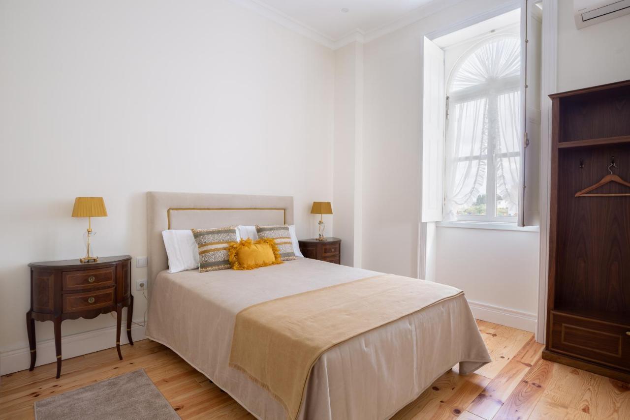 Quarto Duplo com Casa de Banho Privativa