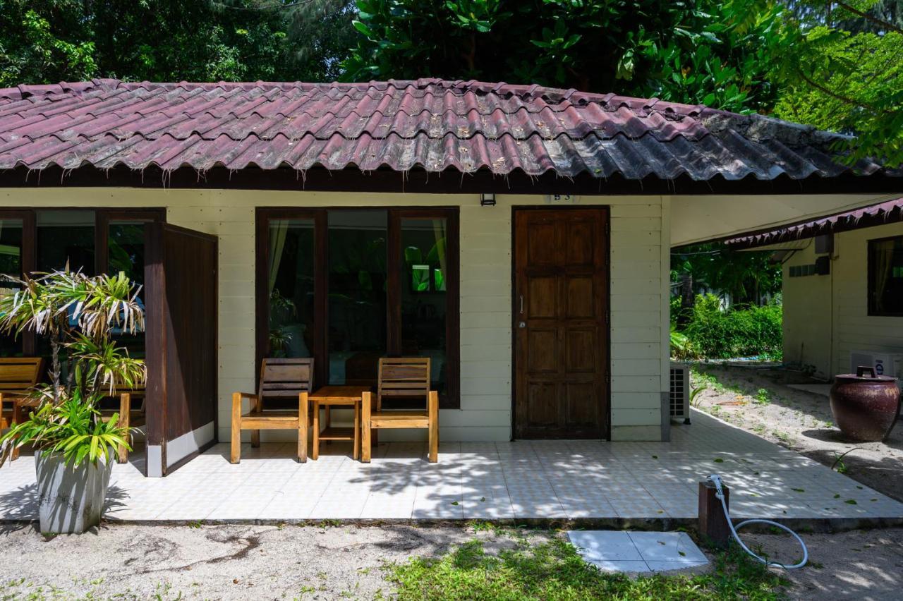 Bungalow Second Row Sea View