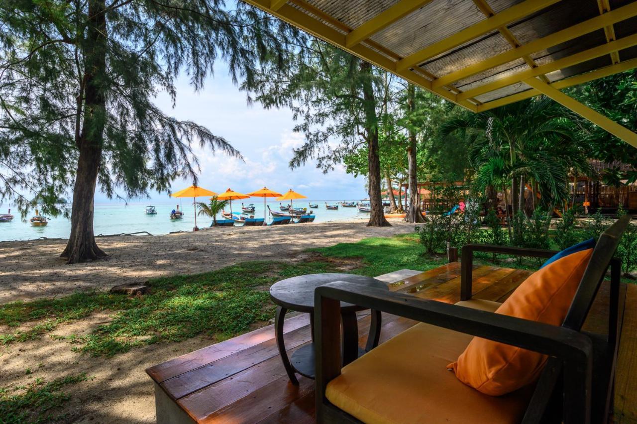 Bungalow Beach Front