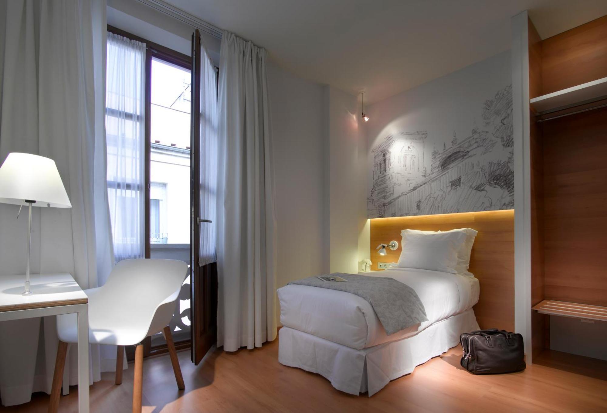 Quarto Individual Deluxe