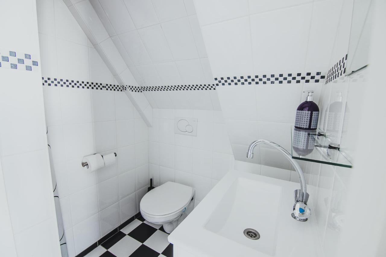 Double Room Private Bathroom,1669883711:JPEG