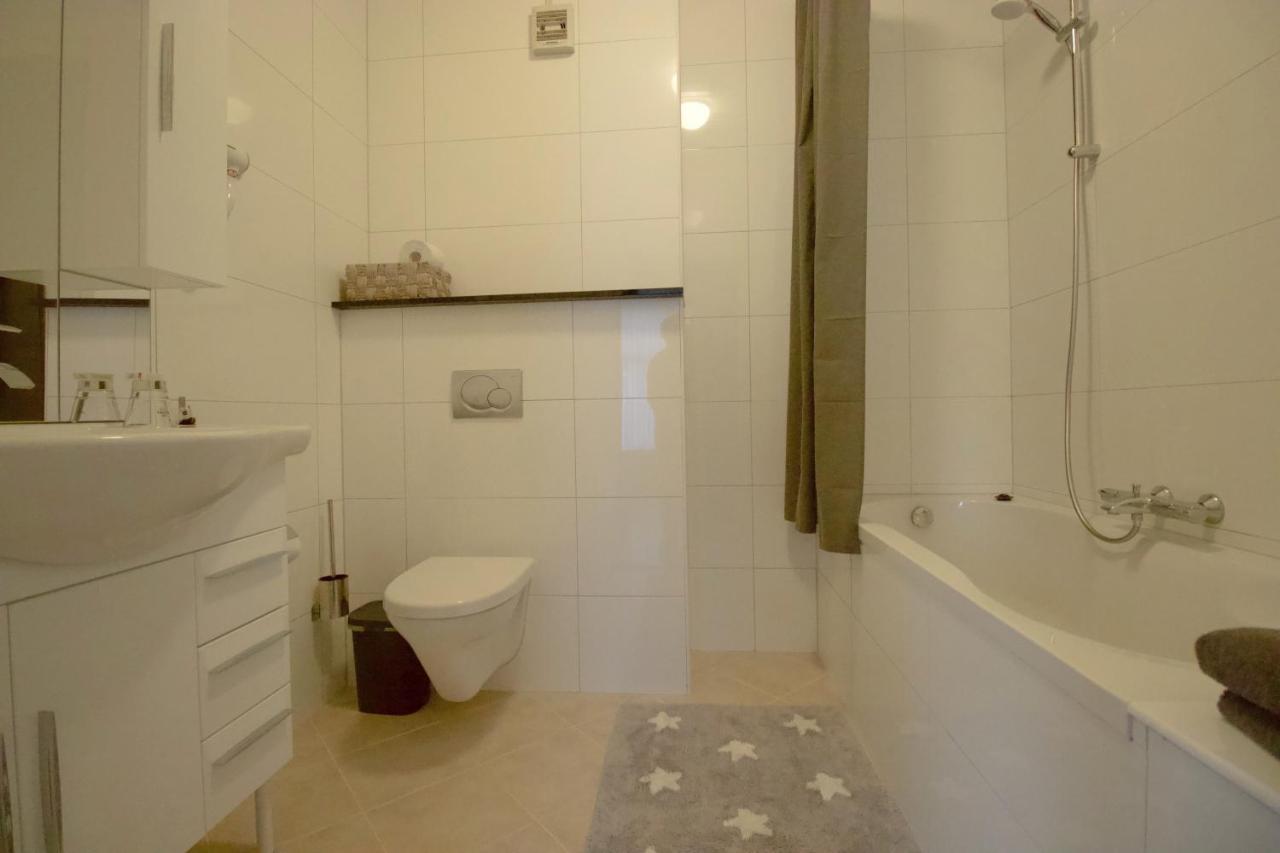 Deluxe Double Room,1516383181:JPEG