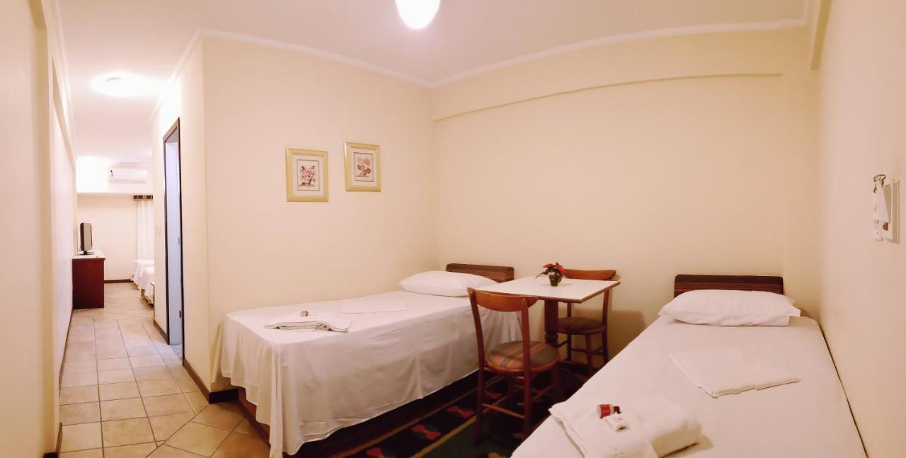 Quarto Quádruplo