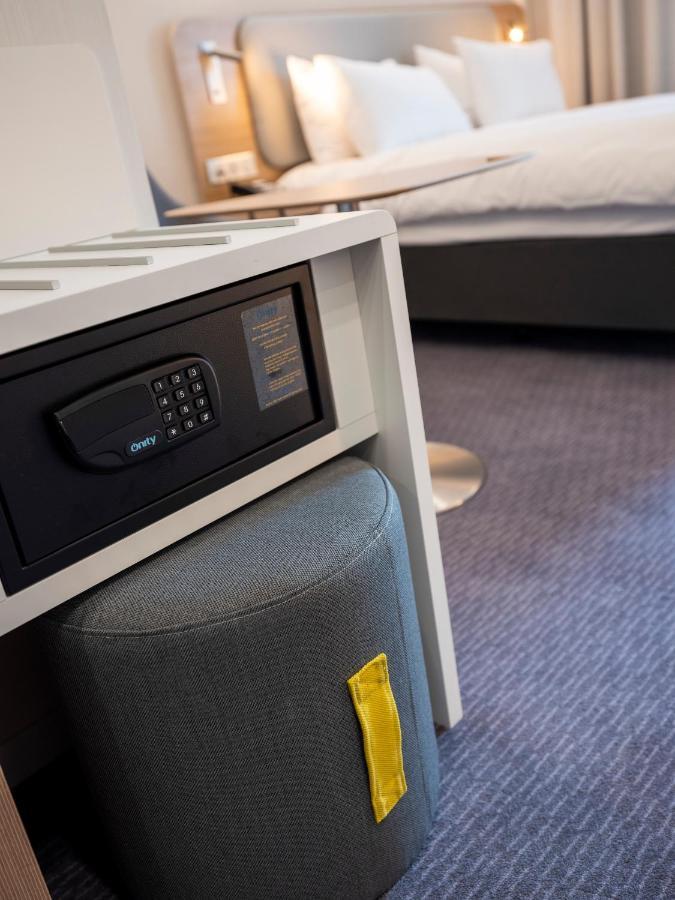 Standaard Kamer met Queensize Bed en Eenpersoonsslaapbank - Gratis Ontbijt