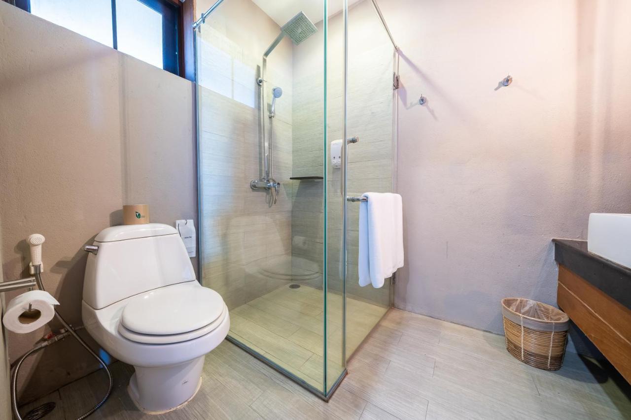 Deluxe Hillside Room