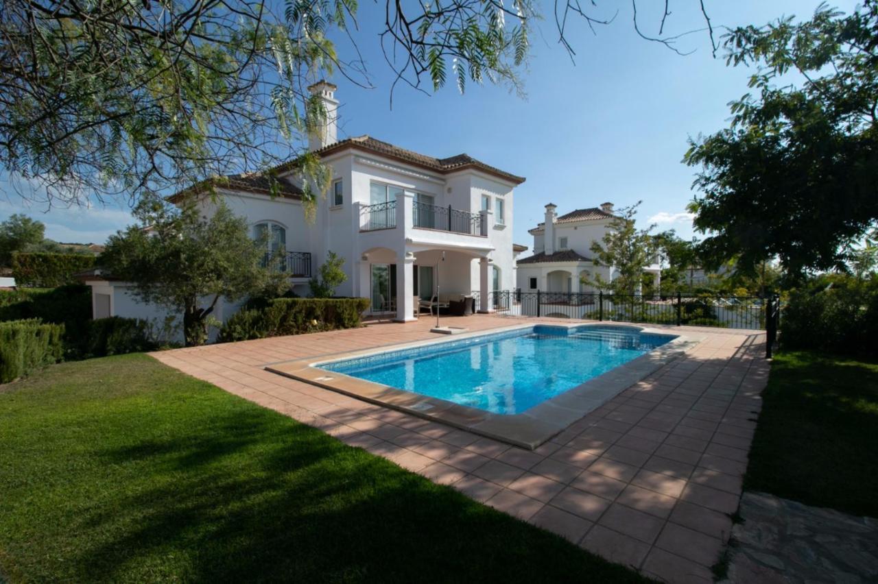 Villa con piscina privada