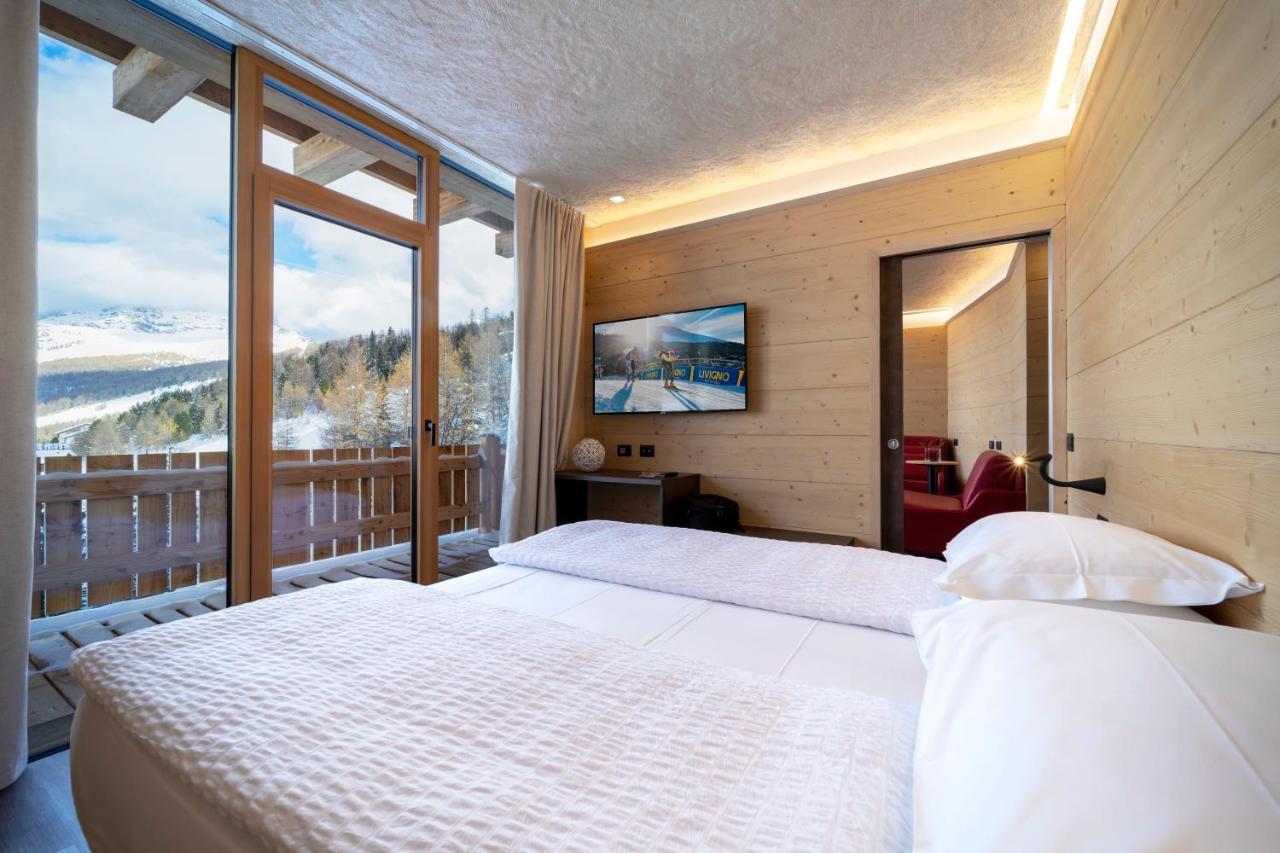 Deluxe Family Suite