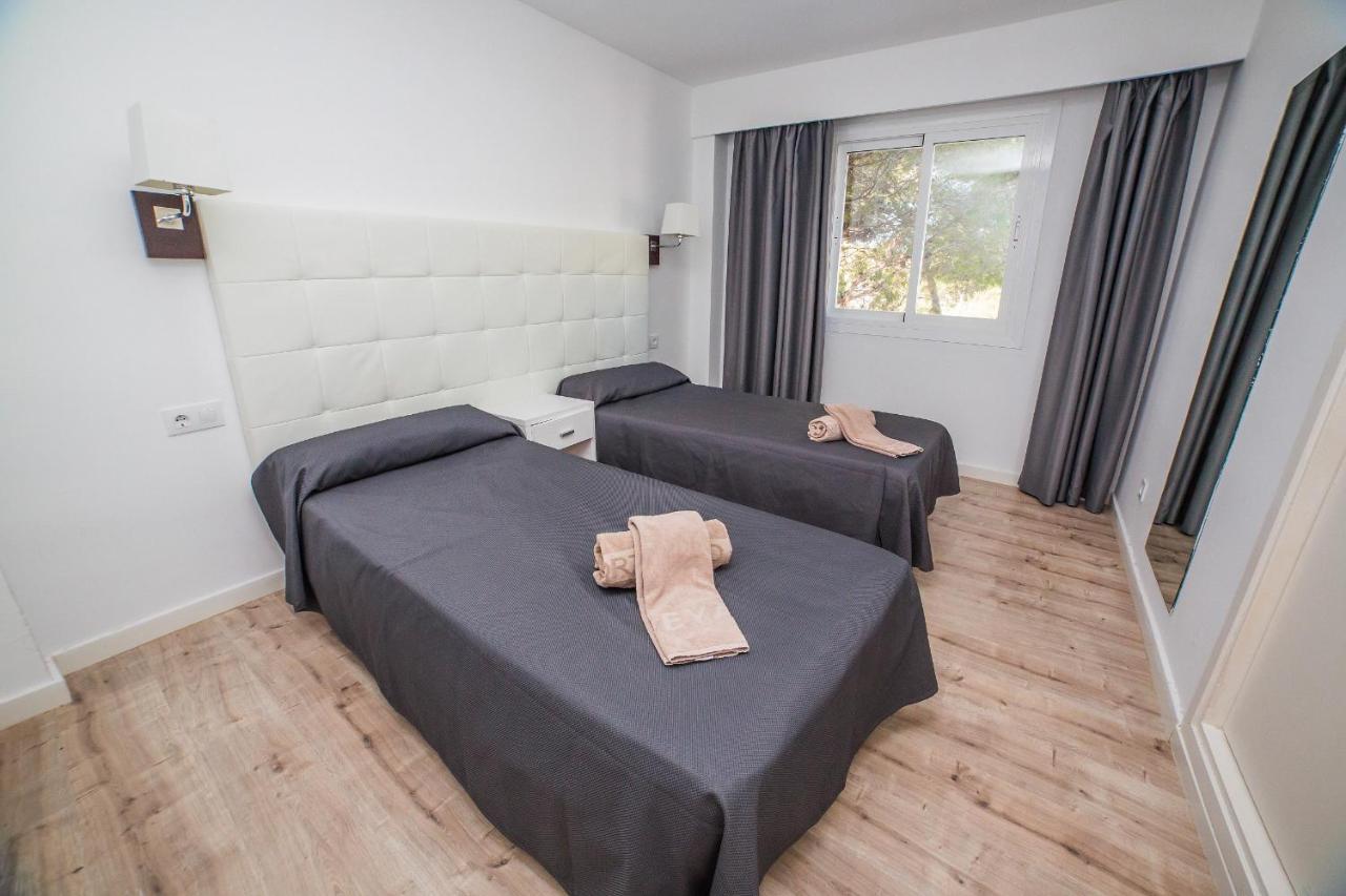 Two Bedrooms Apartment with Sea View