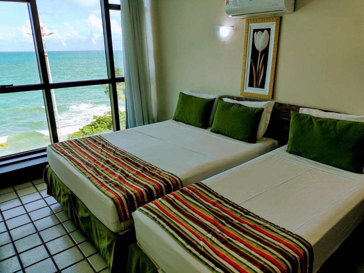 Quarto Triplo com Vista do Mar