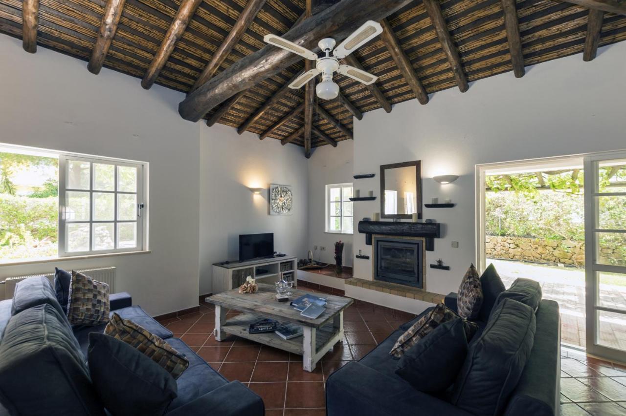Villa Independente com 3 Quartos, Ar Condicionado e Piscina Privada