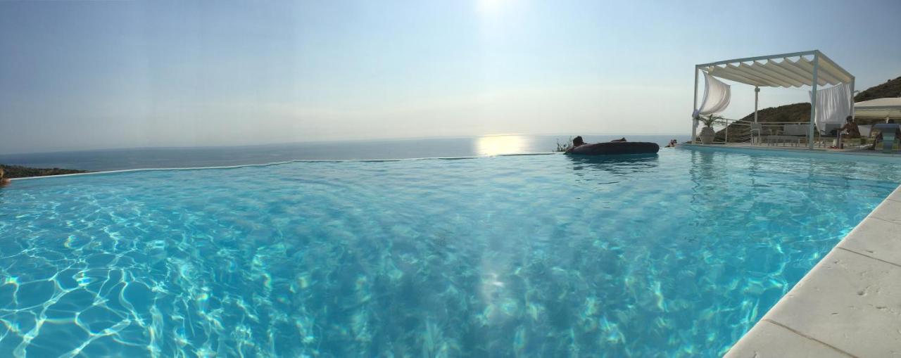 Apartment Pool View,1093406292:JPEG