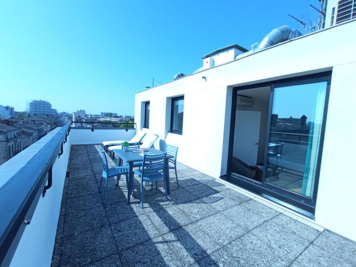 Estudio con terraza