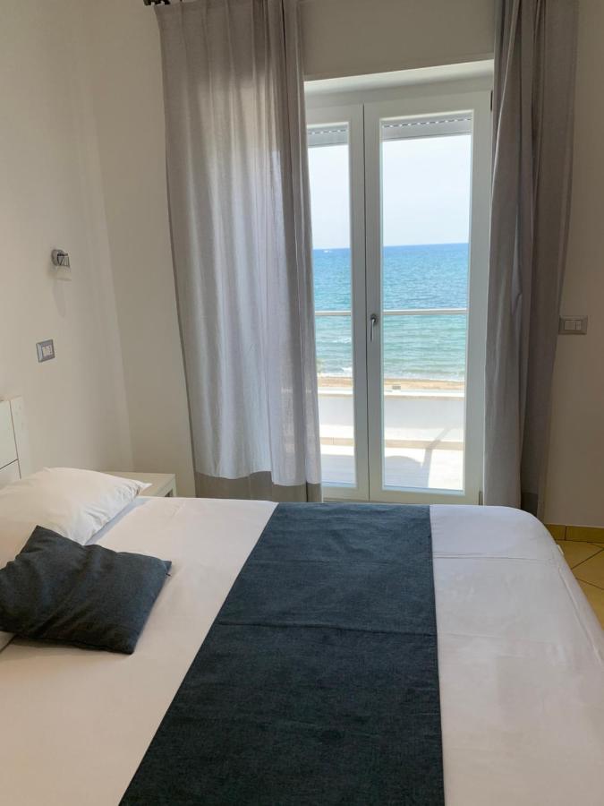 Deluxe Double Room with Balcony and Sea View,1100684631:JPEG